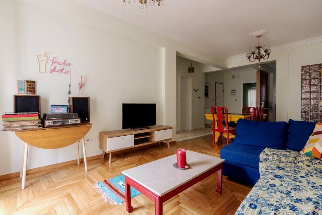 Iphigenia 2 Bedroom Retro Downtown Apartment Atenas Exterior foto